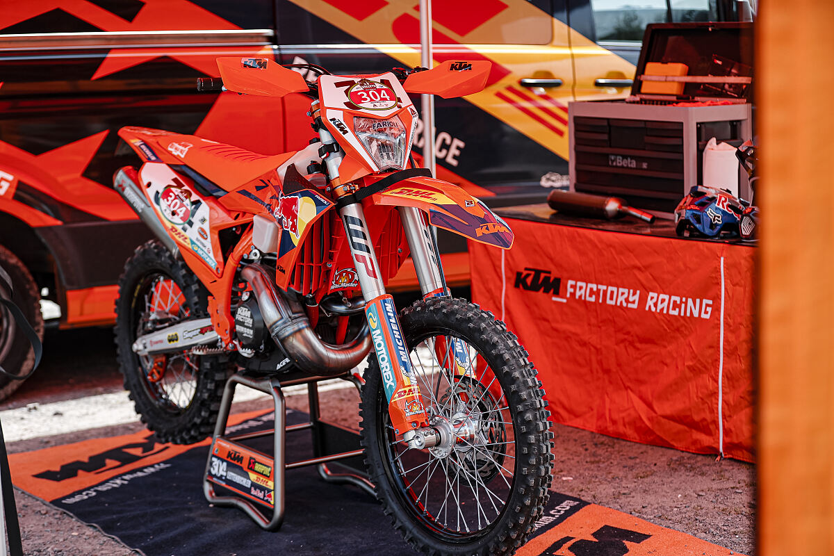Manuel Lettenbichler - Red Bull KTM Factory Racing - 2024 Hard Enduro World Championship - Round 1, Valleys Hard Enduro-5