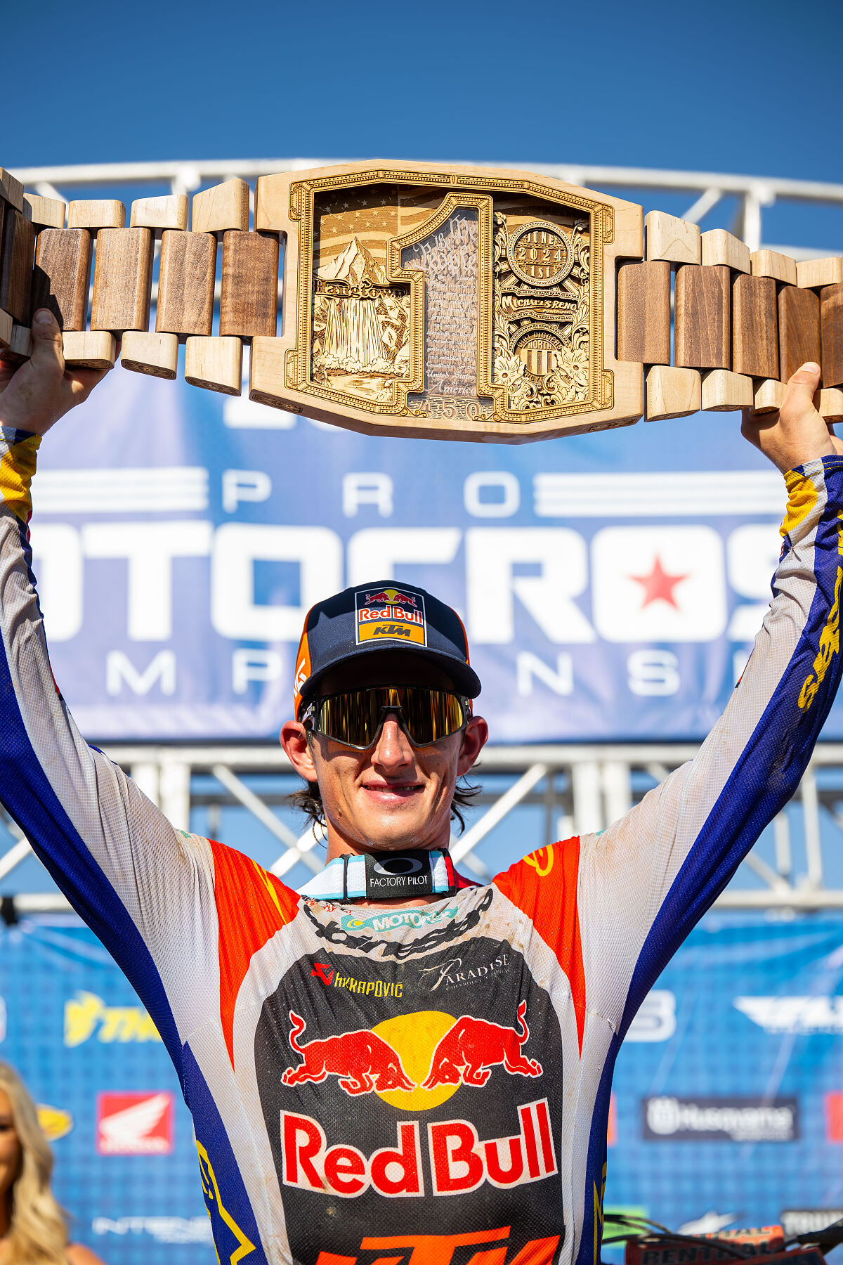 CHASE SEXTON PODIUM
