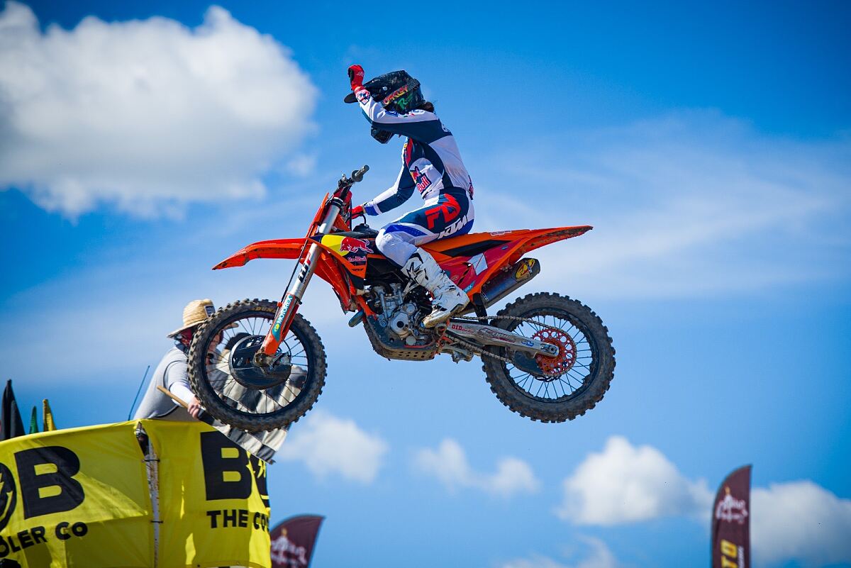 EVE BRODEUR - KTM CANADA RED BULL RACE TEAM - CALGARY