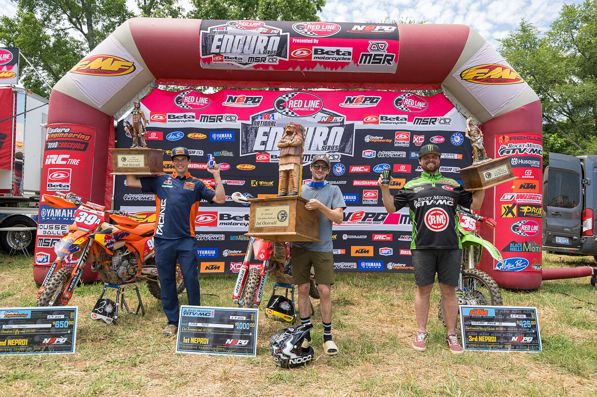 JOHNNY GIRROIR PODIUM 02