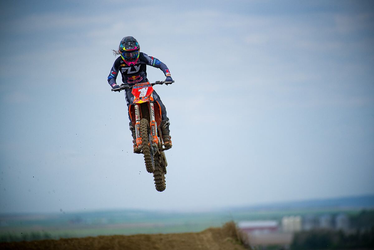 EVE BRODEUR - KTM CANADA RED BULL RACE TEAM - LETHBRIDGE