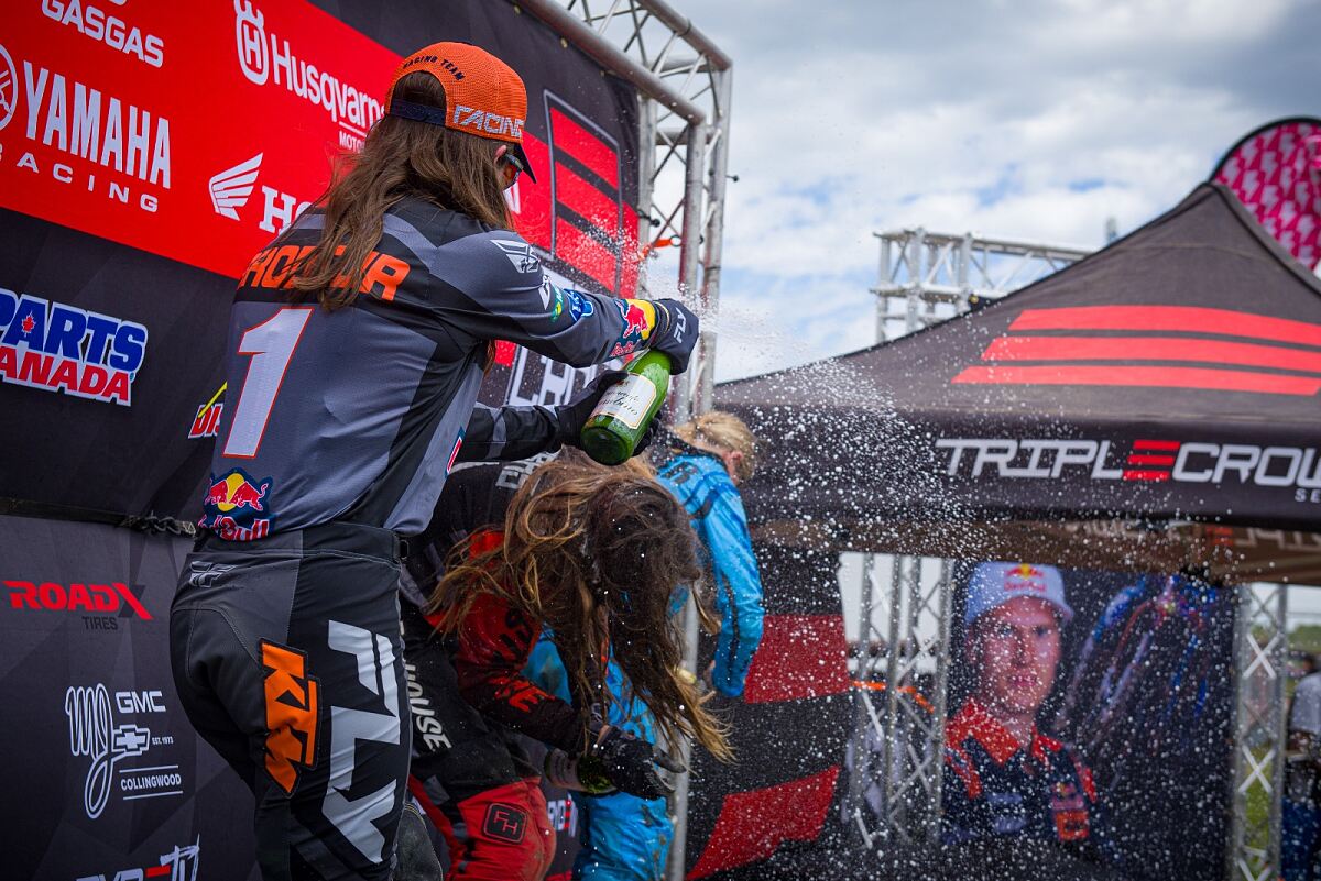 EVE BRODEUR PODIUM 02