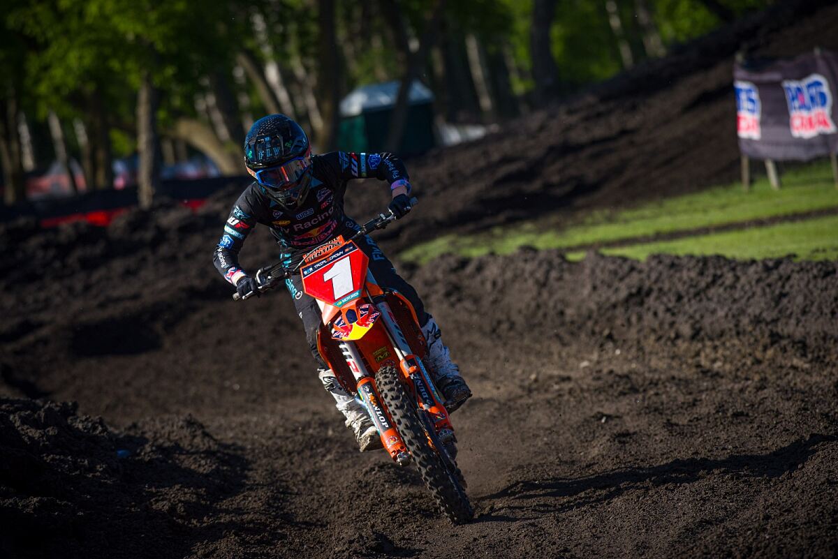 EVE BRODEUR - KTM CANADA RED BULL RACE TEAM - PILOT MOUND