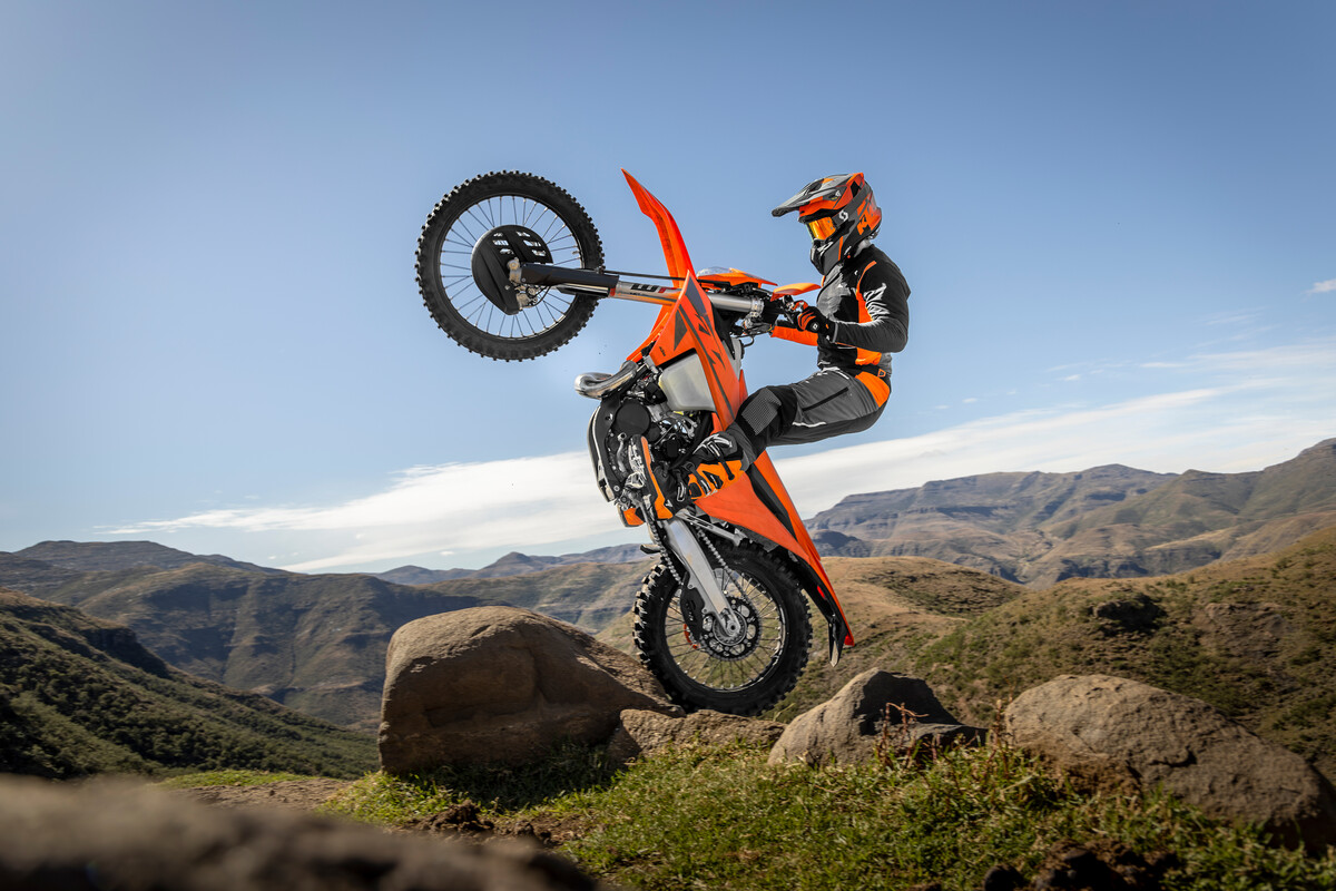 MY25 KTM 300 XC-W