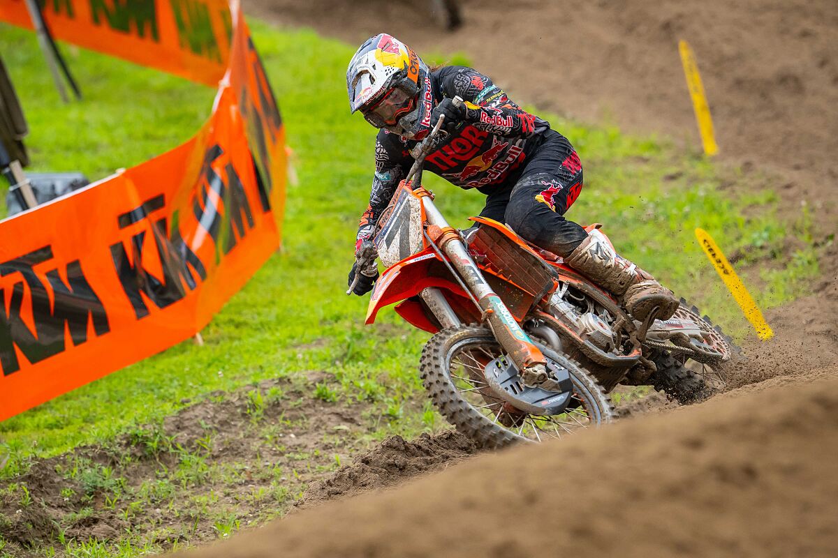 RED BULL KTM FACTORY RACING - PROGRESSIVE 07