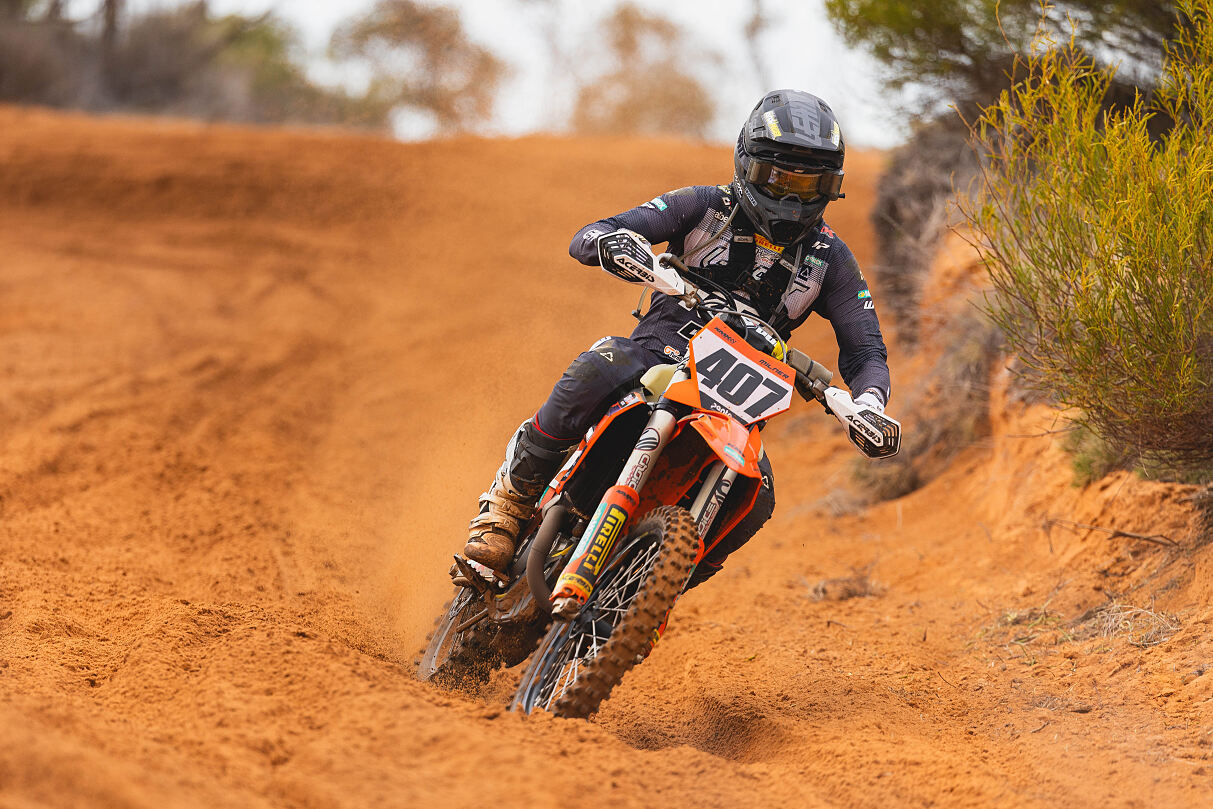 DANIEL MILNER - KTM DM31 RACING - HATTAH 02