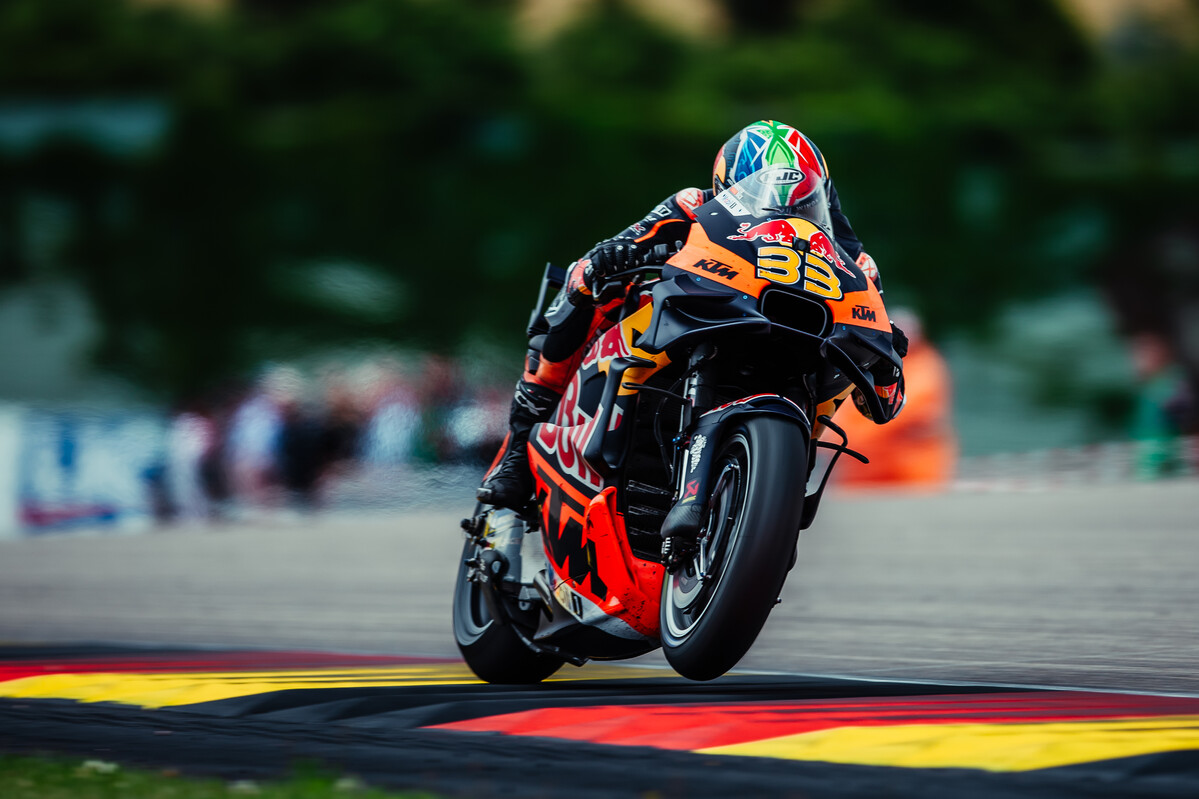 9th position after maximum Binder push in German MotoGP™ KTM PRESS CENTER