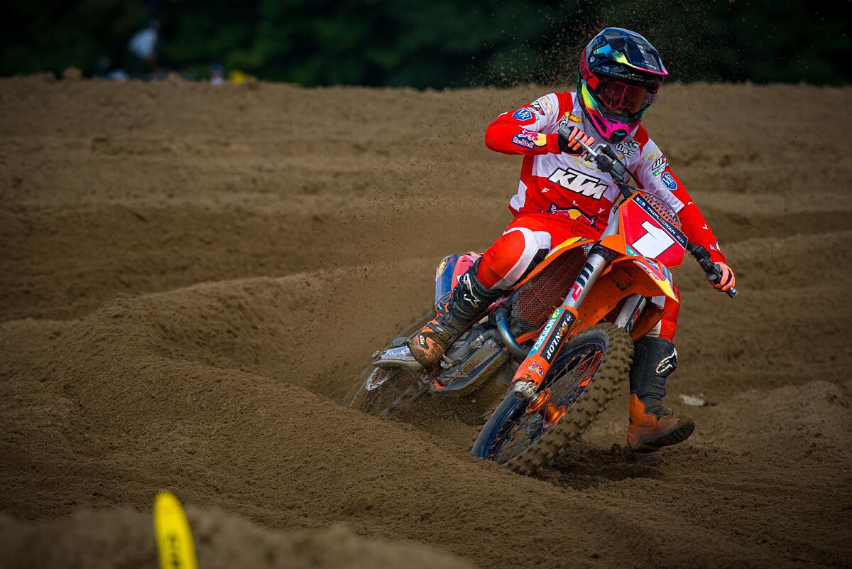 EVE BRODUER - KTM CANADA RED BULL RACE TEAM - GOPHER DUNES 02