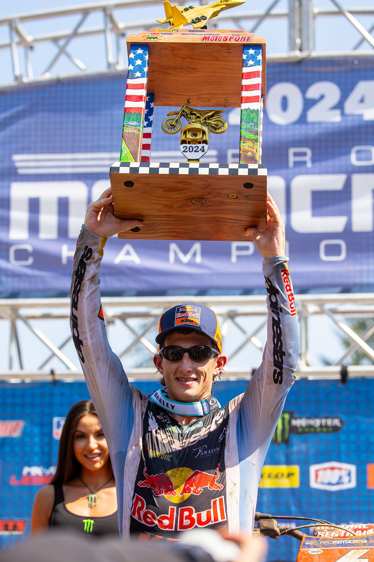 CHASE SEXTON PODIUM