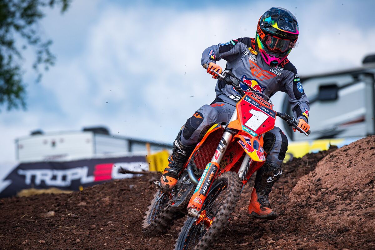 EVE BRODEUR - KTM CANADA RED BULL RACE TEAM - RIVERGLADE 02