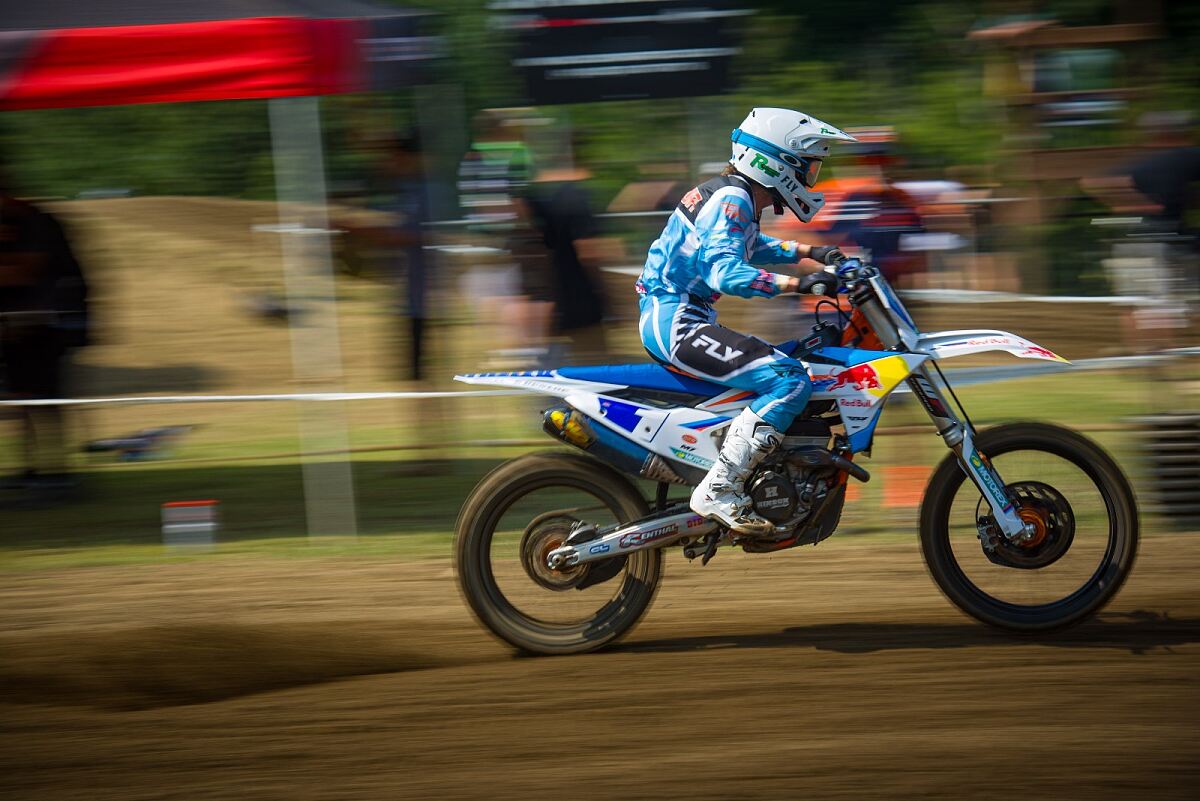 EVE BRODEUR - KTM CANADA RED BULL RACE TEAM - DESCHAMBAULT 02