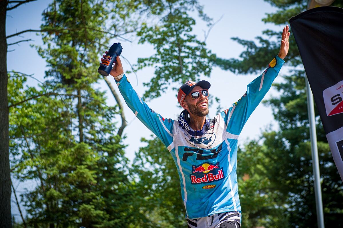 KAVEN BENOIT PODIUM