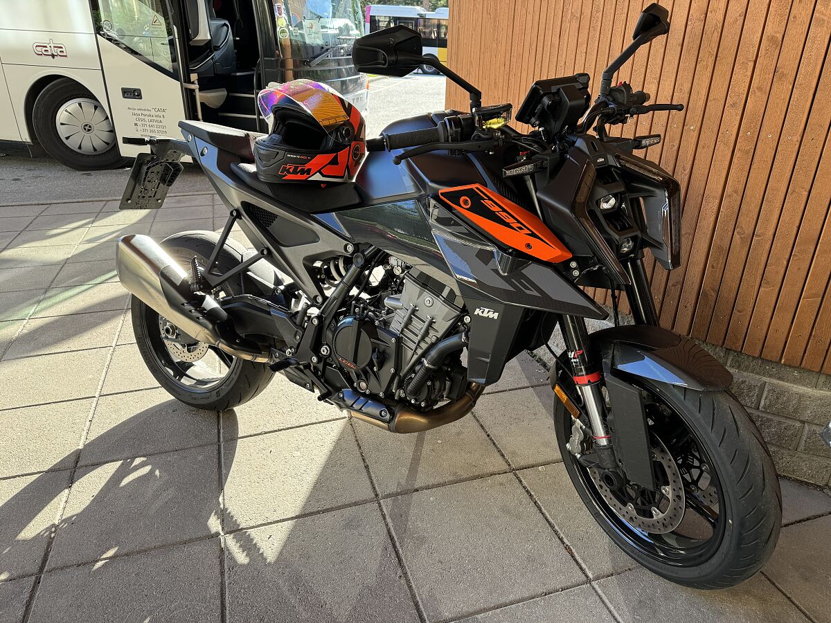 990DUKE_1