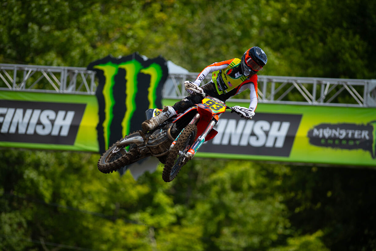 SETH DENNIS 02 - KTM ORANGE BRIGADE - LORETTA LYNN MX