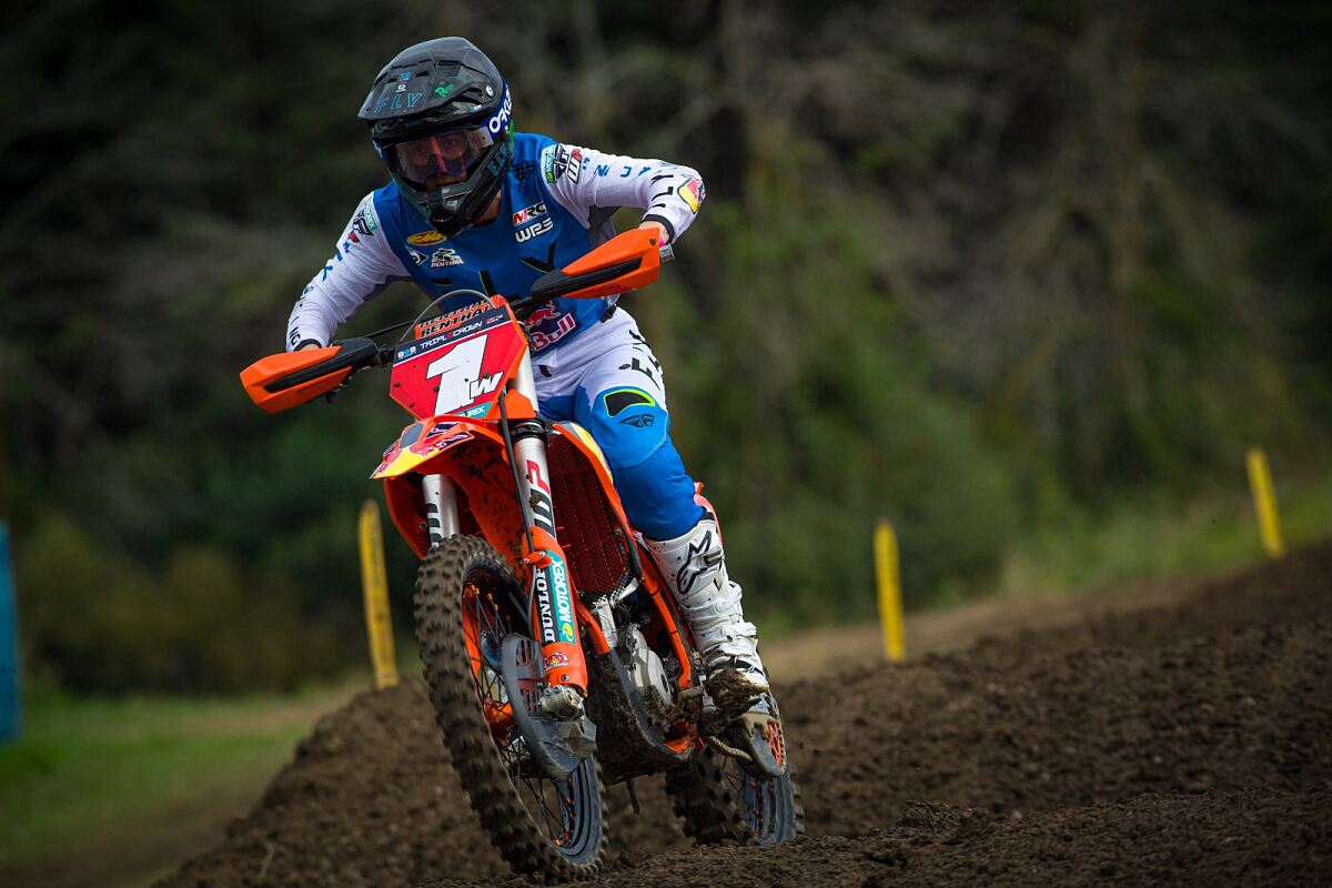 EVE BRODEUR - KTM CANADA RED BULL RACE TEAM - WALTON
