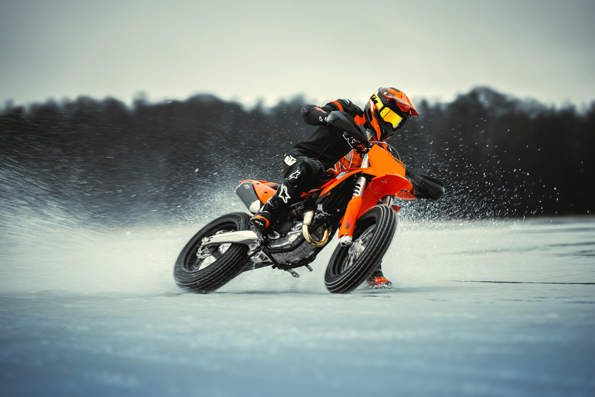 MY25 KTM 450 SMR