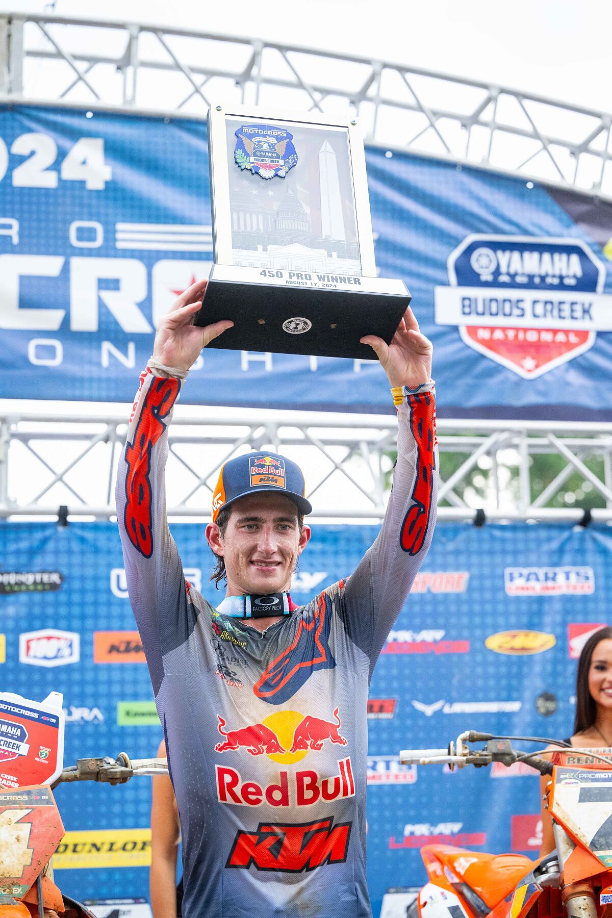 CHASE SEXTON PODIUM