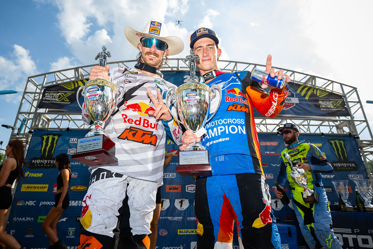 CHASE SEXTON AND AARON PLESSINGER PODIUM