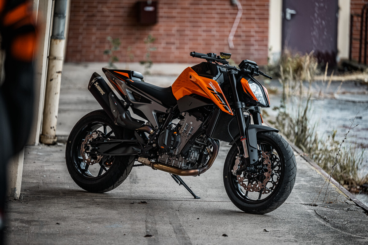 550901_MY24 KTM 790 DUKE_Static_02_STATIC_Static_02_STATIC