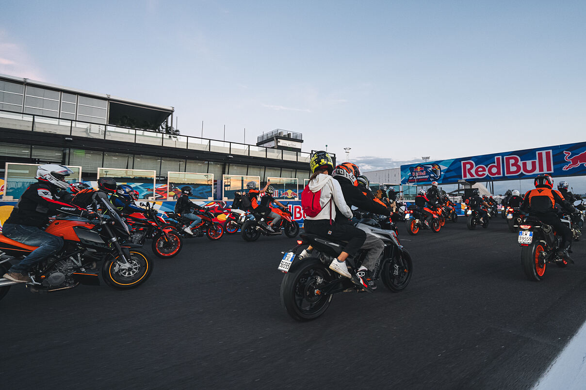 KTM-DukeDomination©LucioBuselli-201