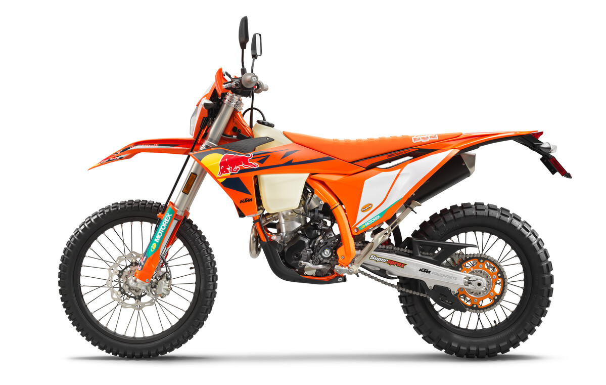 621504_MY25_KTM_350 EXC-F CHAMPION EDITION US_90de left_CHAMPION EDITION