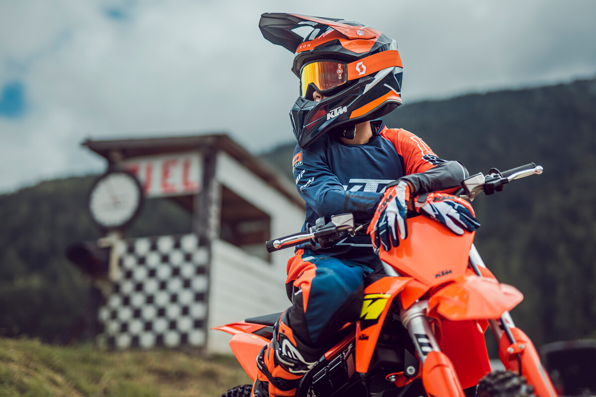 2025 KTM SX-E 3 and SX-E 5