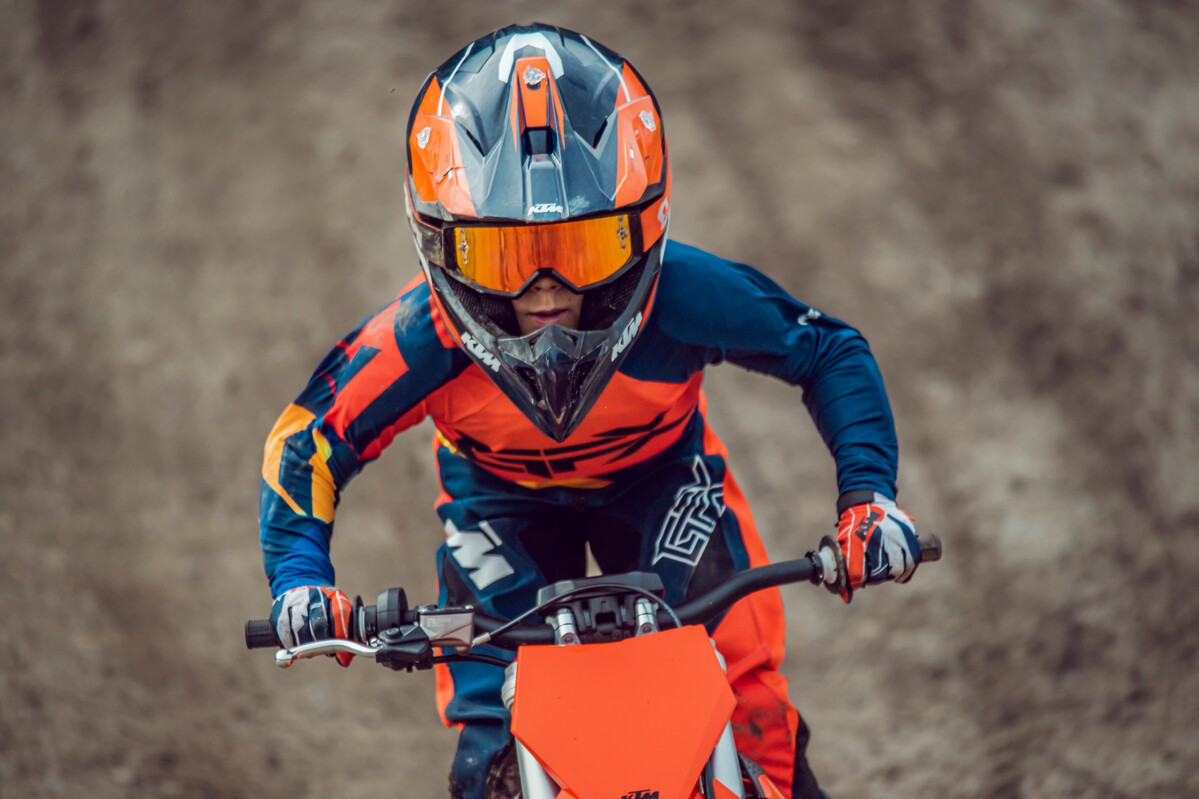 637650_MY25 KTM SX-E 5_ACTION_SX-E 5_01_ACTION IMAGES_01_ACTION IMAGES