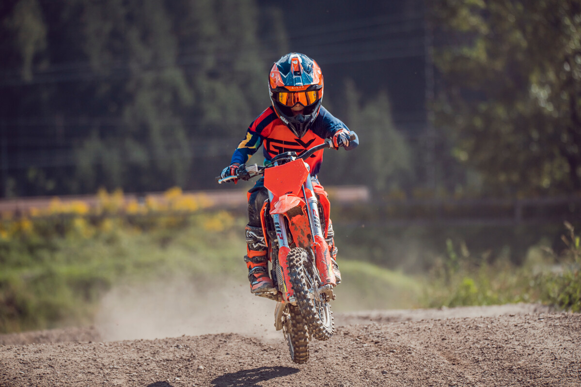 637674_MY25 KTM SX-E 5_ACTION_SX-E 5_01_ACTION IMAGES_01_ACTION IMAGES