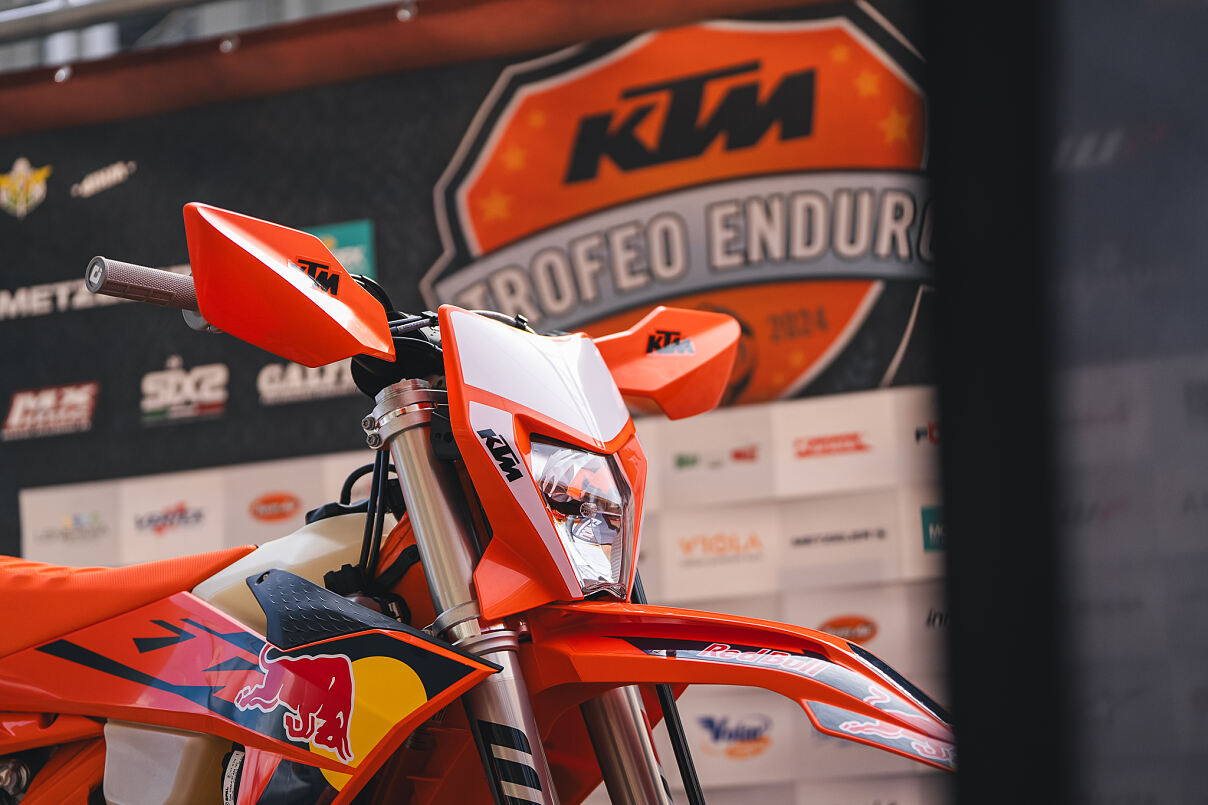 TROFEO ENDURO KTM: GRANDE FESTA A LOVERE PER L’ULTIMA TAPPA DELL’EDIZIONE 2024