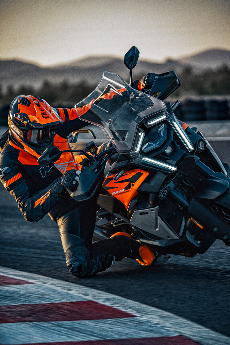 2025 KTM SUPER ADVENTURE S EVO