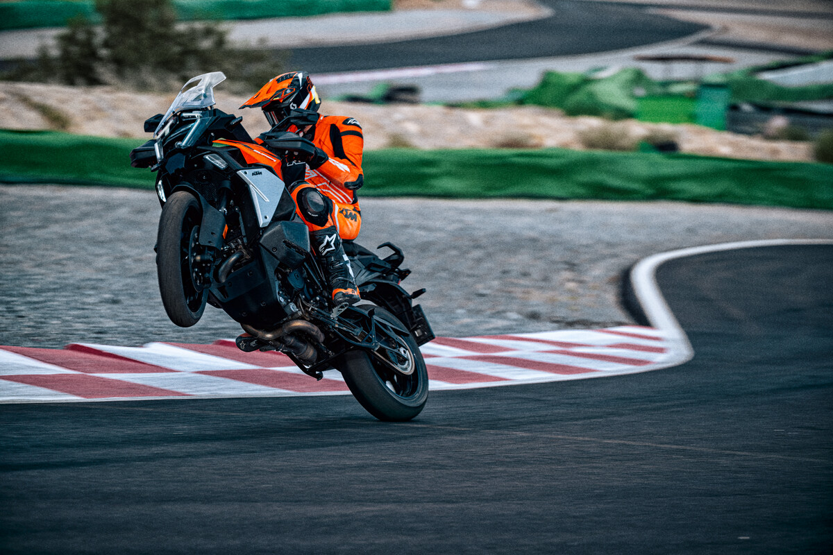 NEXT LEVEL CRAZY! MORE IS MORE – INTRODUCING THE 2025 KTM 1390 SUPER ...