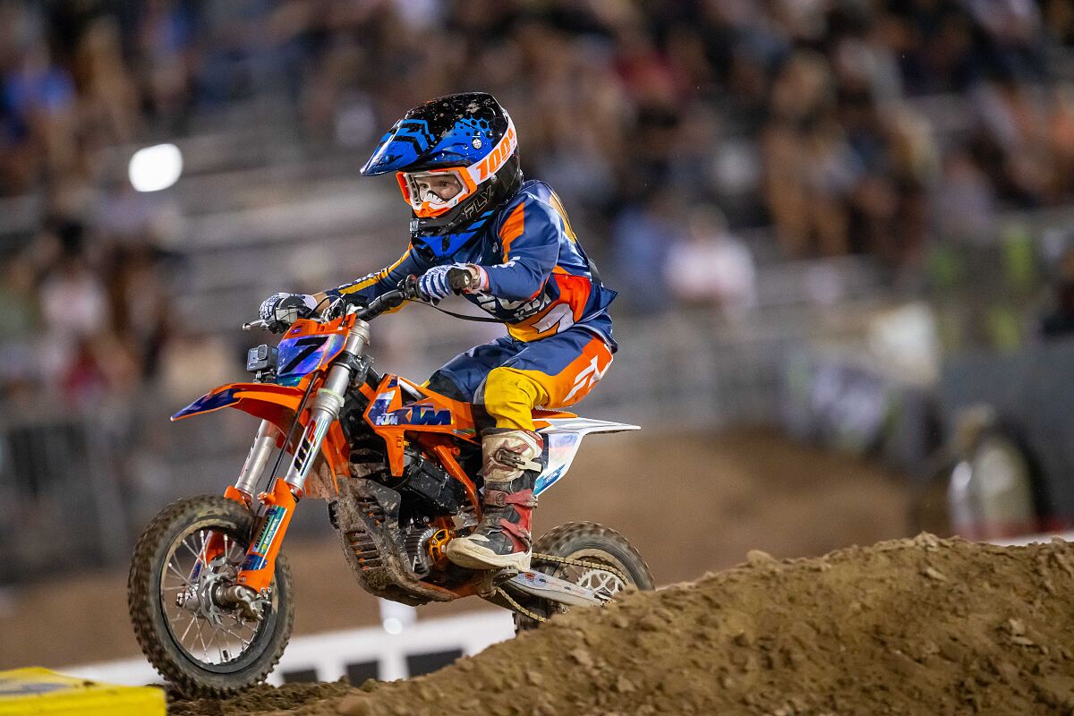 KTM JUNIOR SUPERCROSS 04