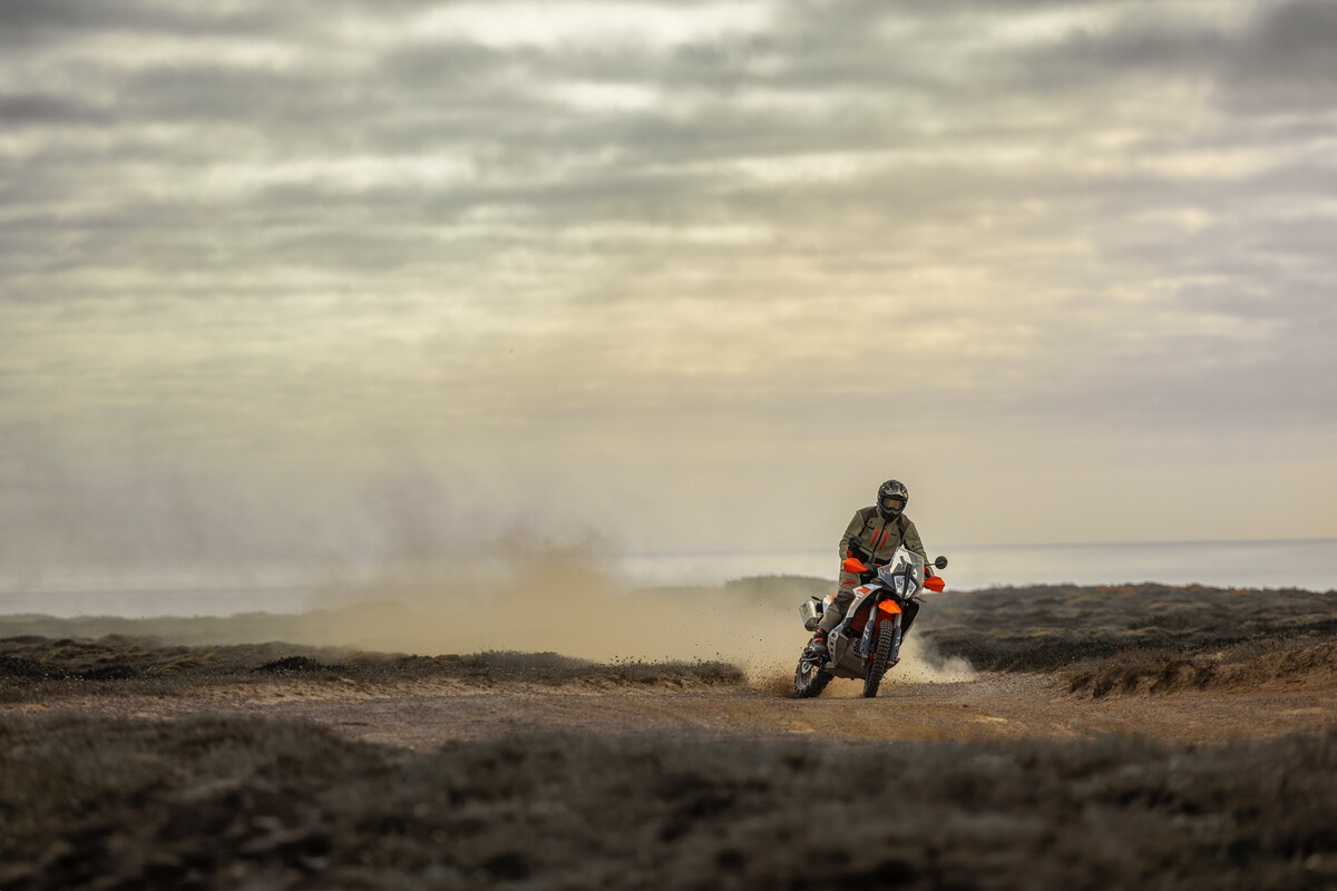 2025 KTM 890 ADVENTURE R