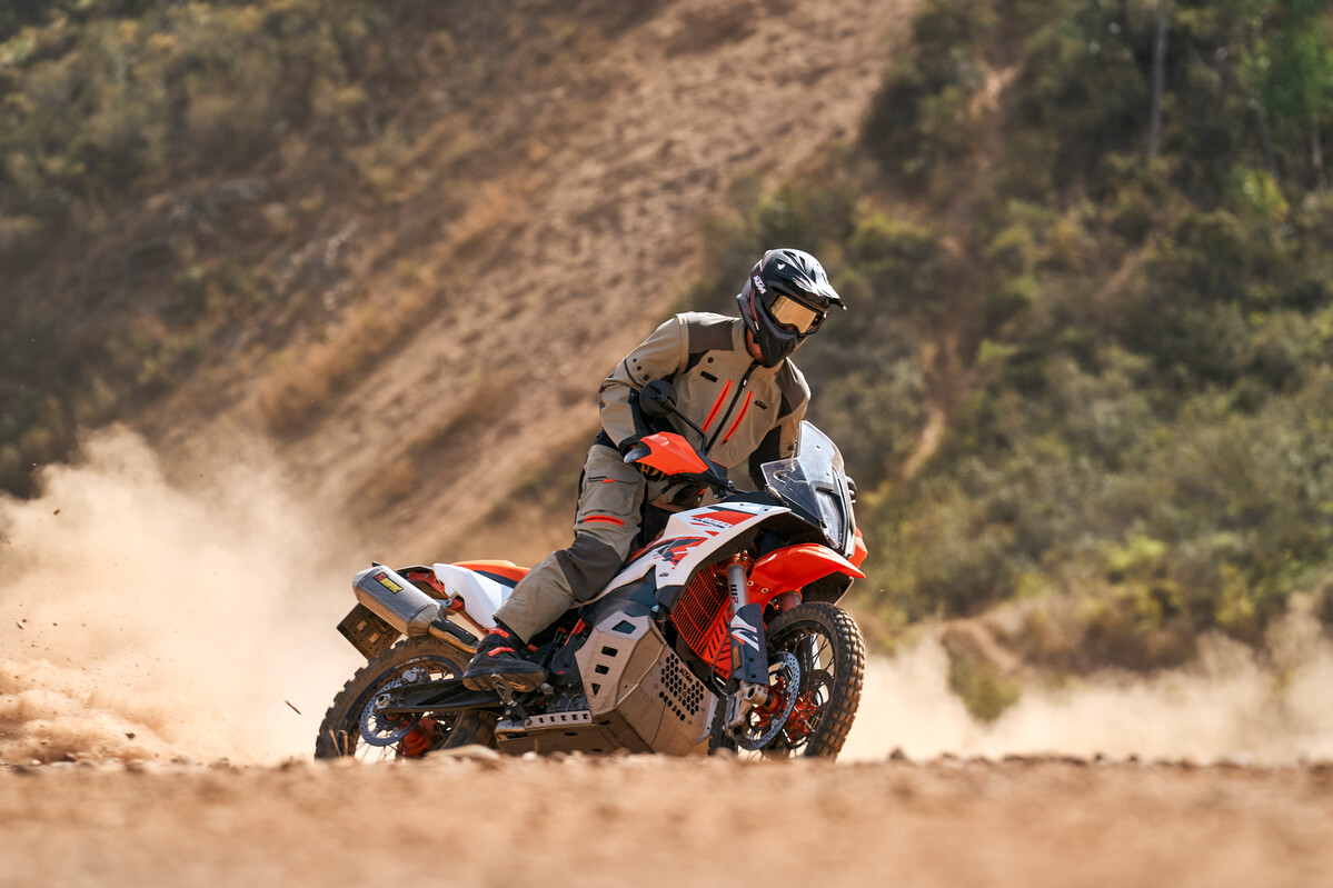 2025 KTM 890 ADVENTURE R