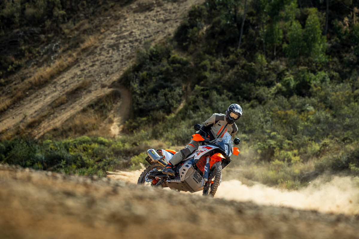 2025 KTM 890 ADVENTURE R