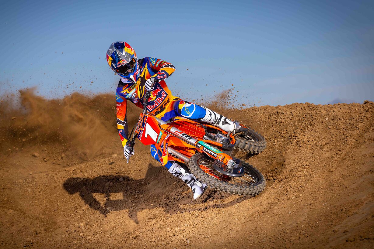 TOM VIALLE - RED BULL KTM FACTORY RACING TEAM 2025