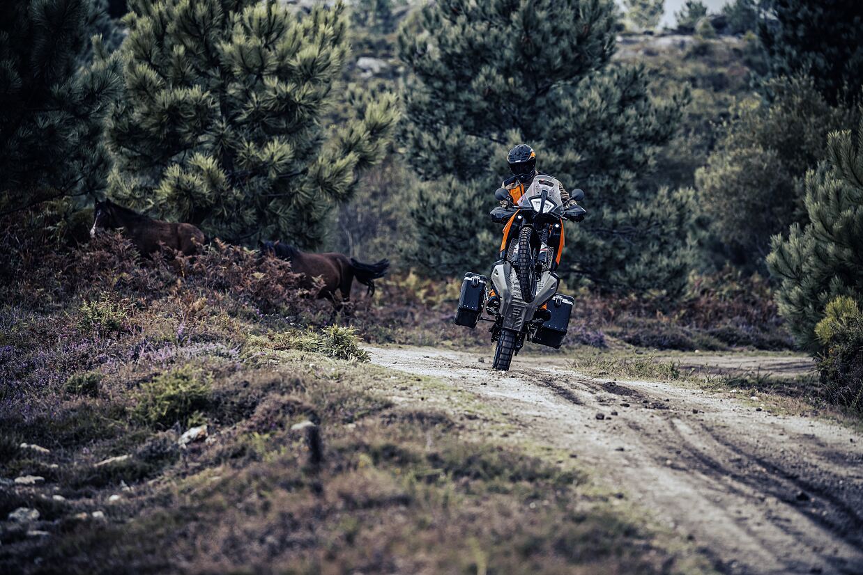 480715_MY23 KTM 890 ADVENTURE 