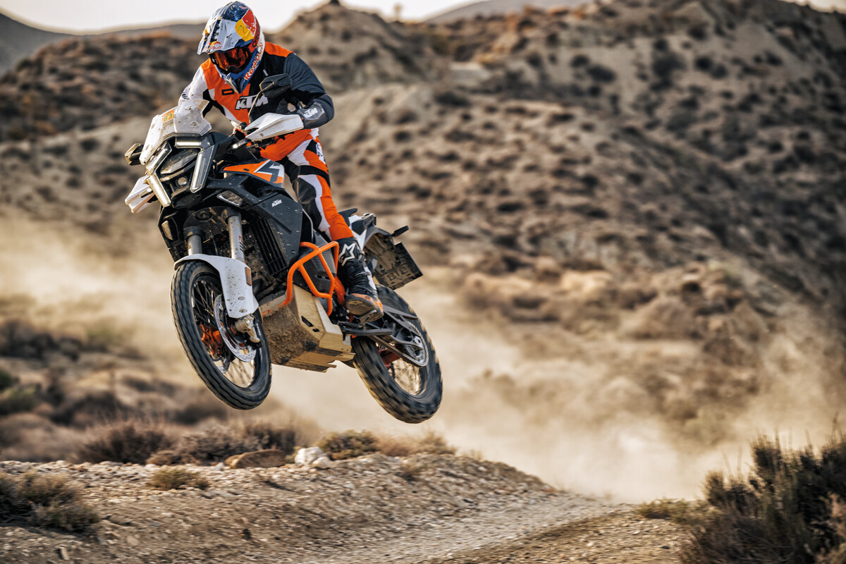 2025 KTM 1390 SUPER ADVENTURE R