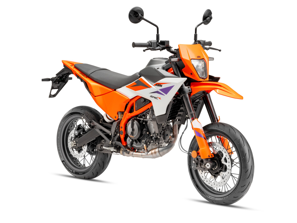 2025 KTM 125 and 390 SMC R