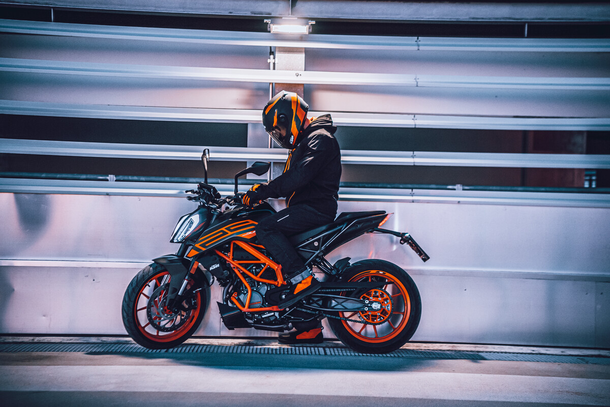 358660_KTM Naked Model Range_ Action_EU_ Global