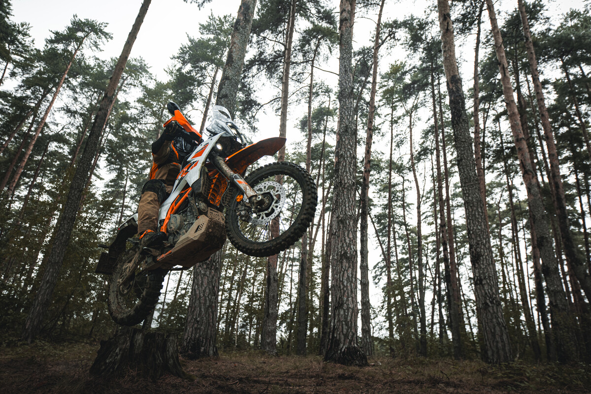 647232_MY25 KTM 390 ADVENTURE R_KTM 390 ADVENTURE range