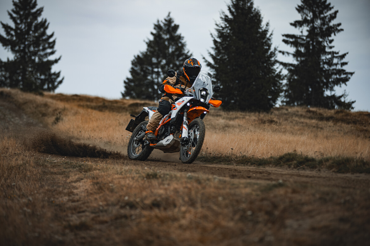 647169_MY25 KTM 390 ADVENTURE R_KTM 390 ADVENTURE range