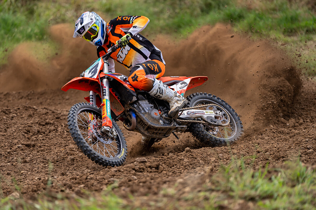 Pirelli-Partnership-KTM-Racing-Team-2025