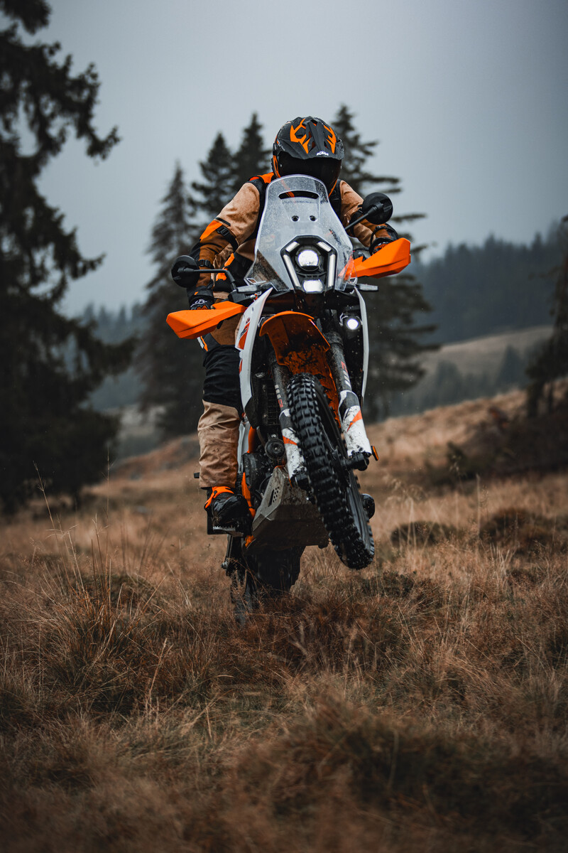 647188_MY25 KTM 390 ADVENTURE R_KTM 390 ADVENTURE range