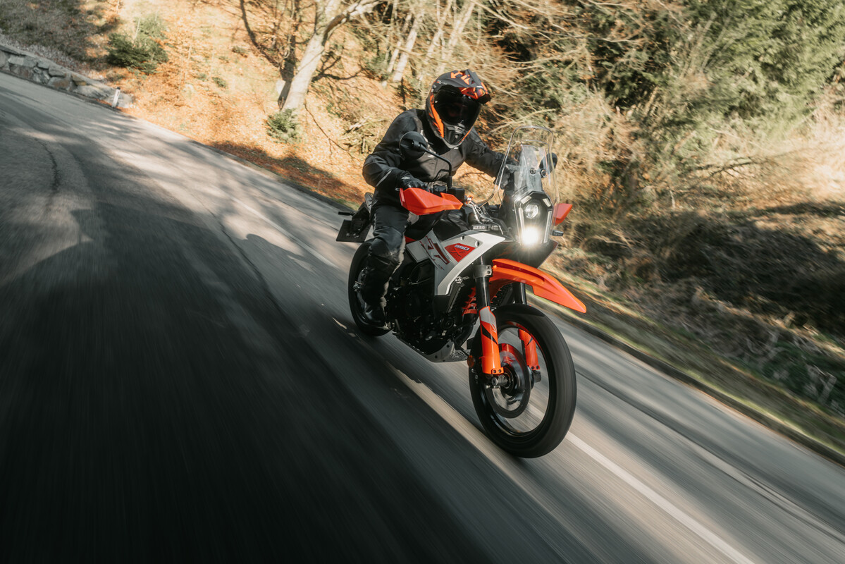 687719_MY25 KTM 390 ADVENTURE X_KTM 390 ADVENTURE range