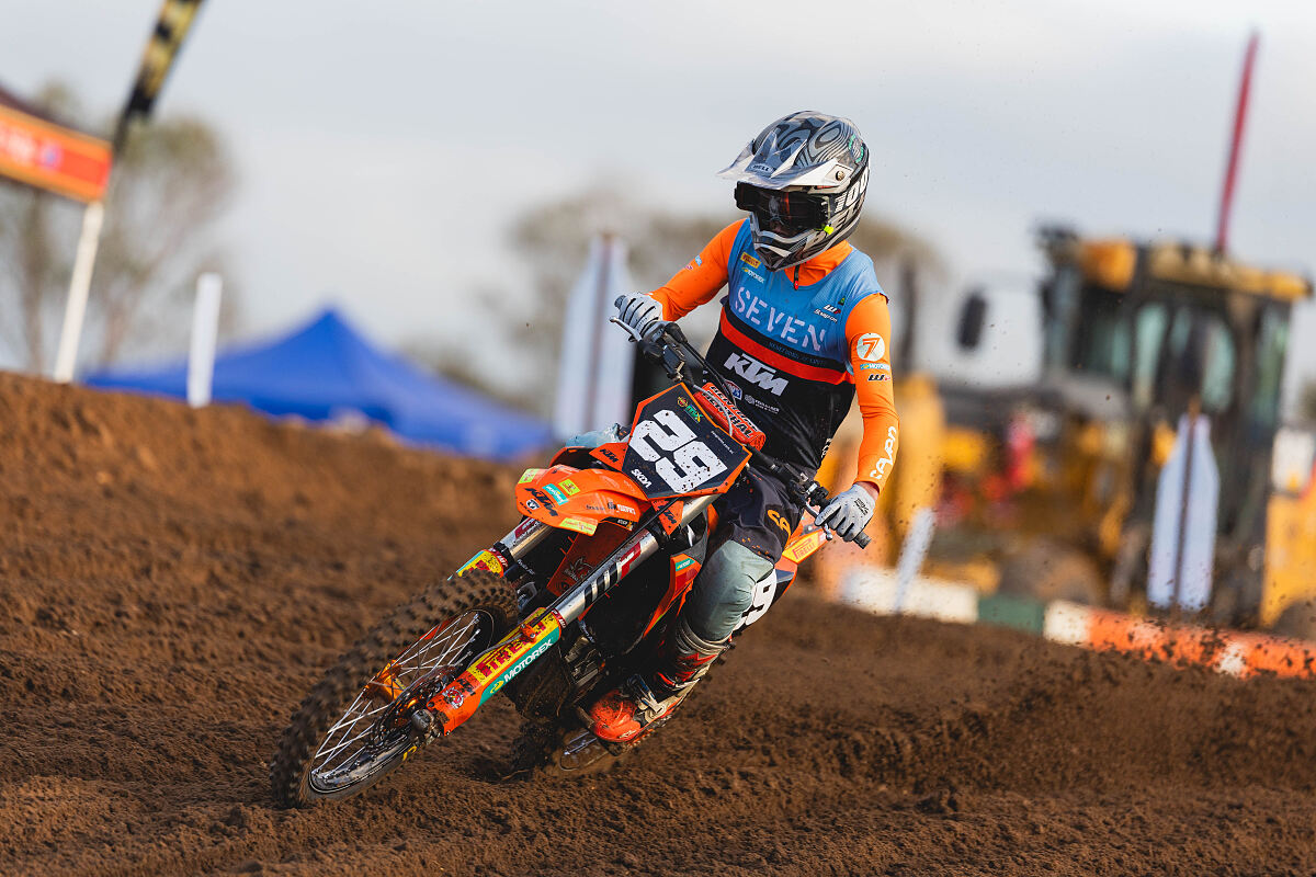 2025-KTM-Racing-Team-Thirsty-Camel-Partnership
