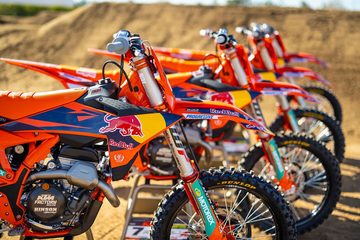 RED BULL KTM FACTORY RACING - 2025