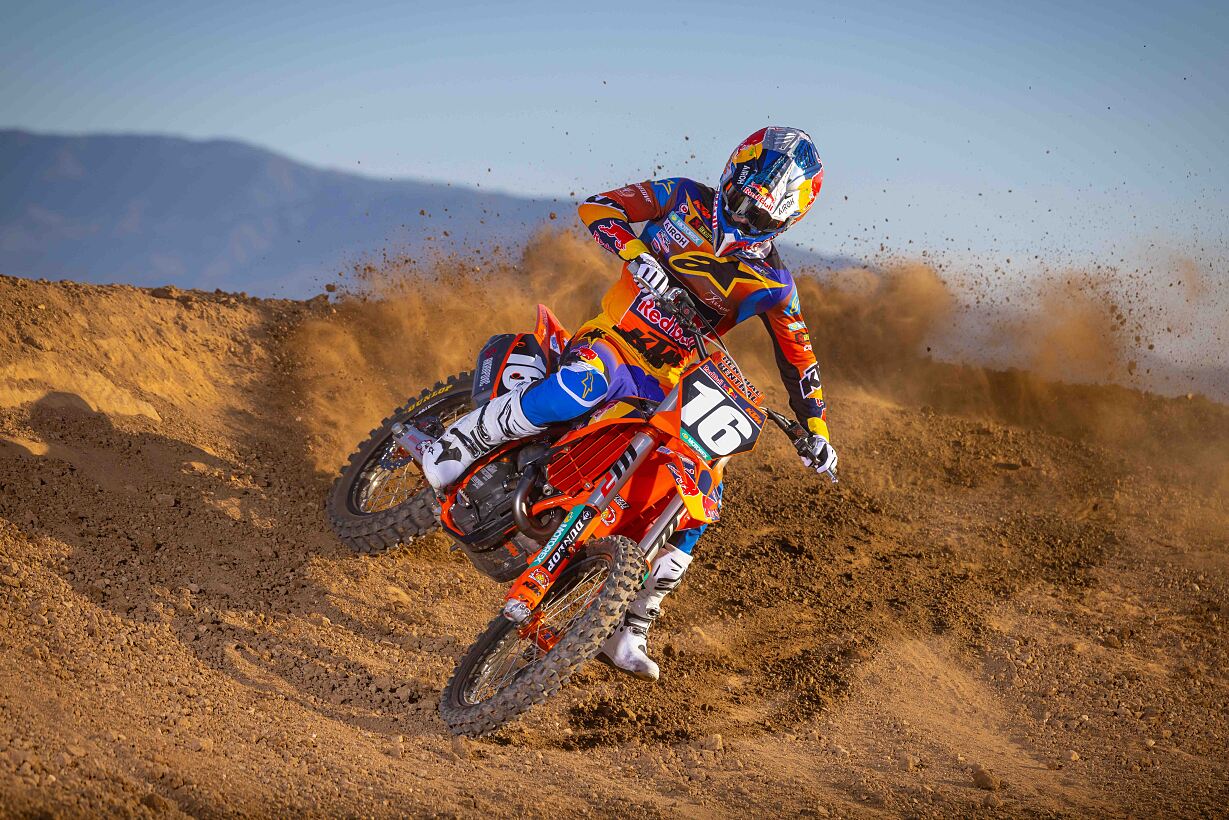TOM VIALLE - RED BULL KTM FACTORY RACING - 2025