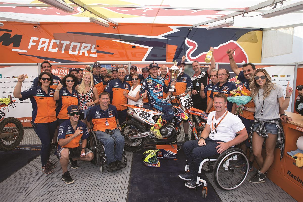Tony Cairoli & Team KTM 450 SX-F Paddock Frauenfeld 2016