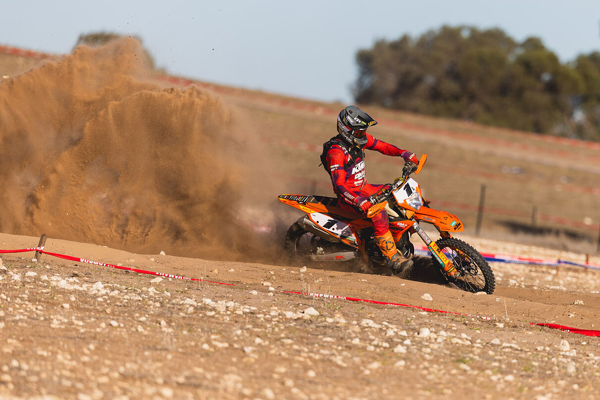 DANIEL MILNER 03 - KTM DM31 RACING TEAM - AEC SA